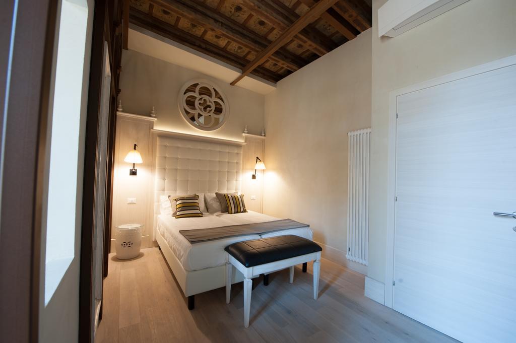 فندق Residenza Bonifacio - Adults Only فيرونا المظهر الخارجي الصورة