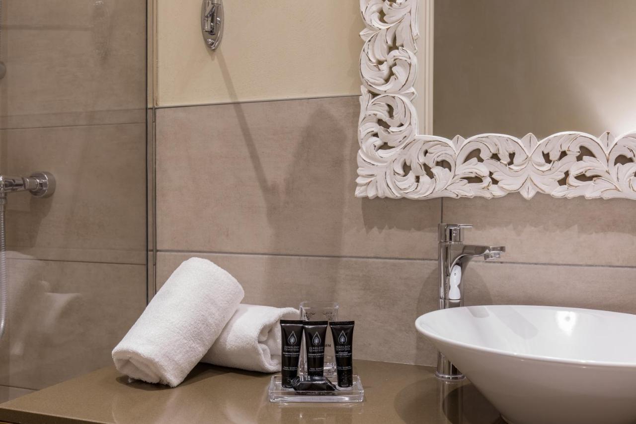فندق Residenza Bonifacio - Adults Only فيرونا المظهر الخارجي الصورة