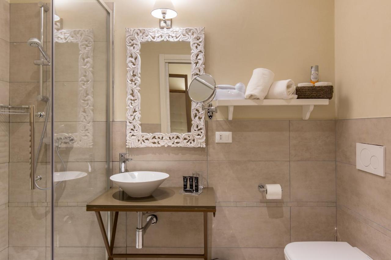 فندق Residenza Bonifacio - Adults Only فيرونا المظهر الخارجي الصورة