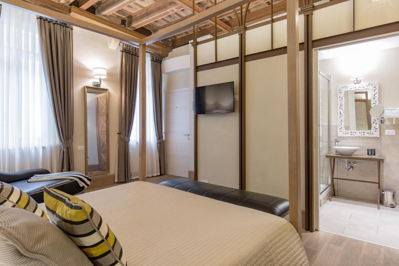 فندق Residenza Bonifacio - Adults Only فيرونا المظهر الخارجي الصورة