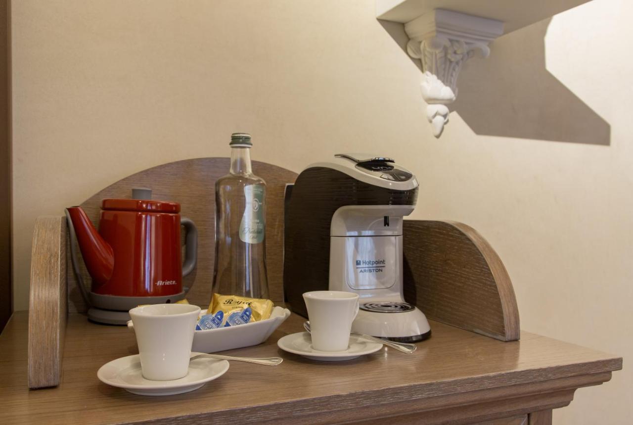 فندق Residenza Bonifacio - Adults Only فيرونا المظهر الخارجي الصورة